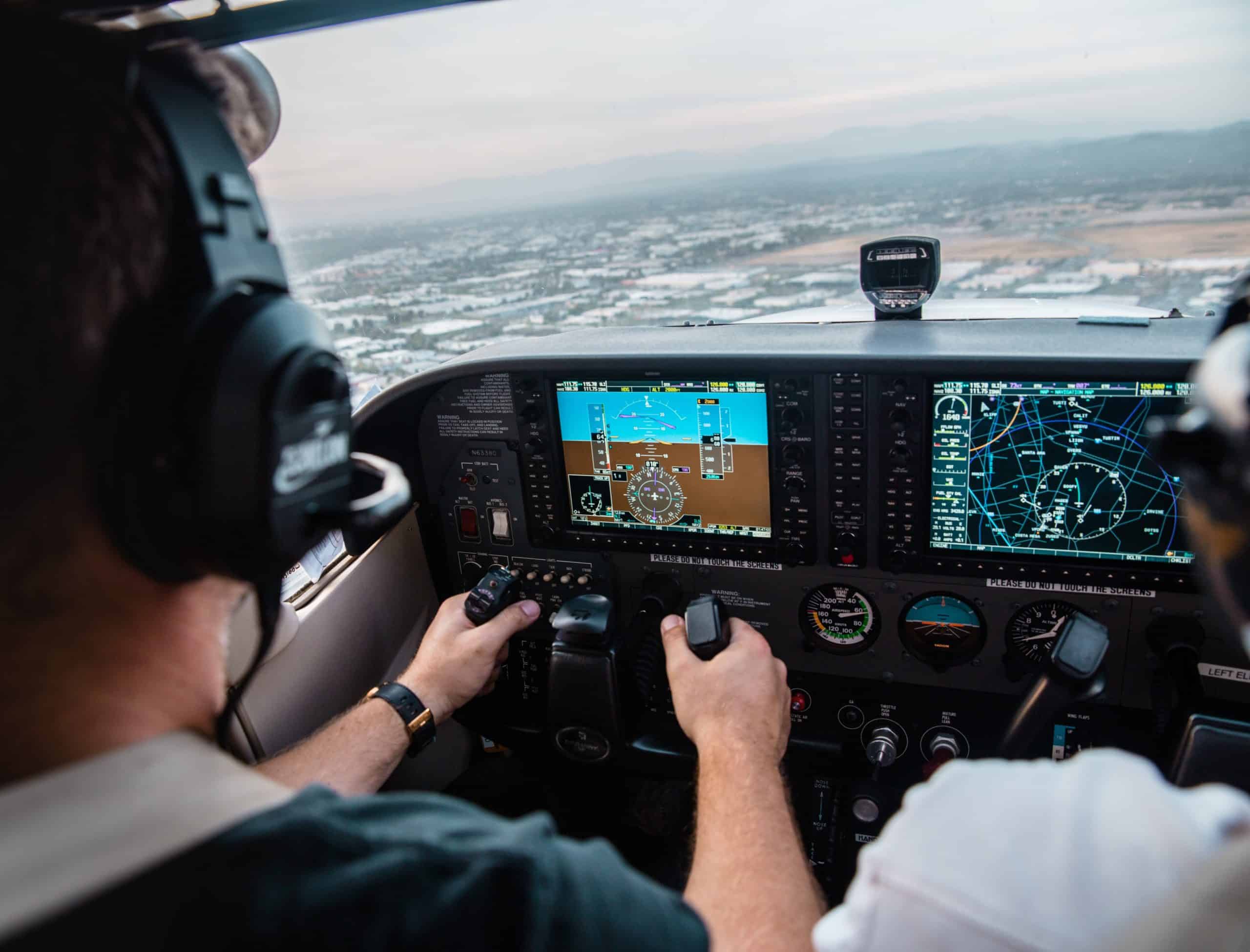 How is Fire Simulation Training Similar to Pilot Training?